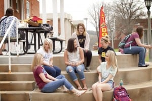 Students meet and discover campus during Summer Orientation Days. 